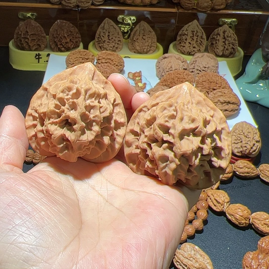 文玩核桃把件风**阻帝王官帽