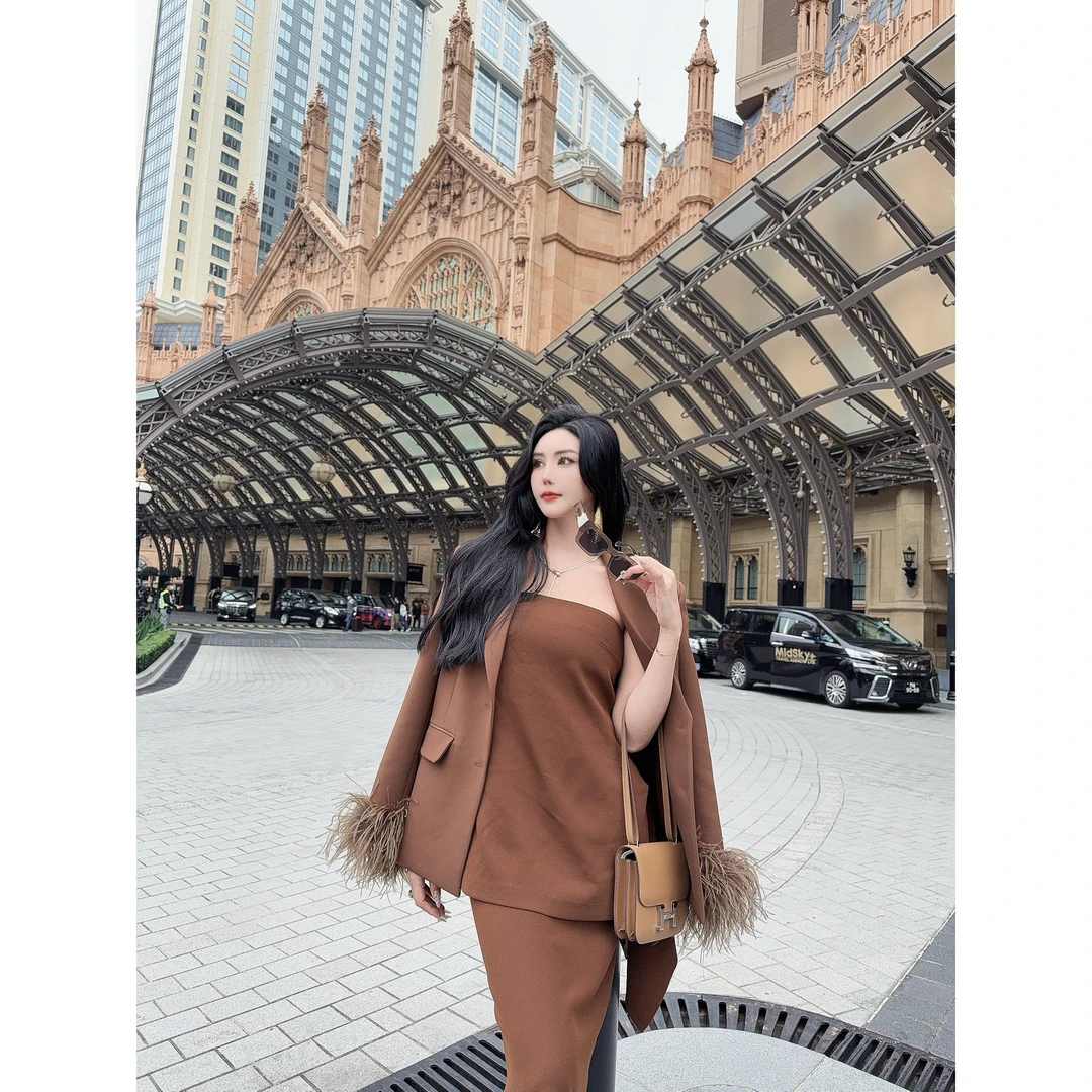 DUOMI【咖啡御姐】咖黄两色毛毛袖大翻领西服半裙套装