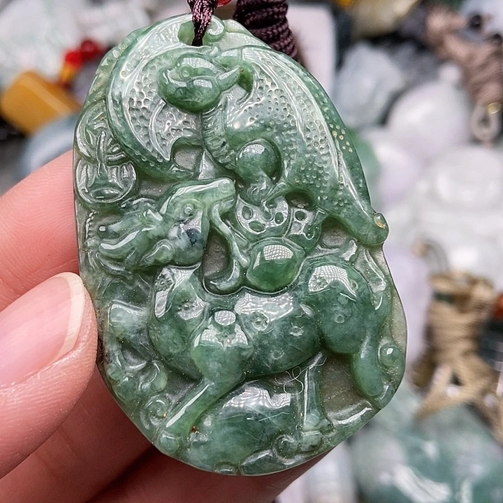 颈饰未镶嵌翡翠翡翠