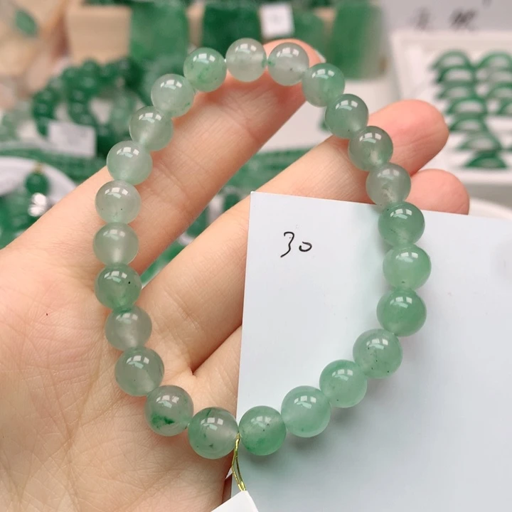石英质玉颈饰未镶嵌