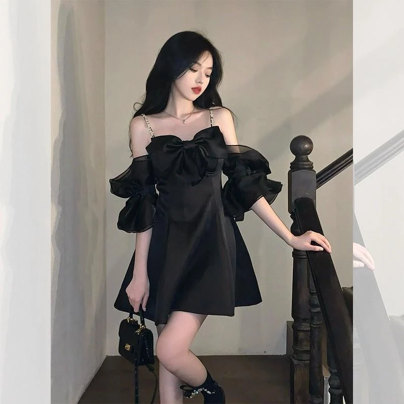 法式一字肩黑色蝴蝶结吊带连衣裙女夏高级感小众设计小个子小黑裙