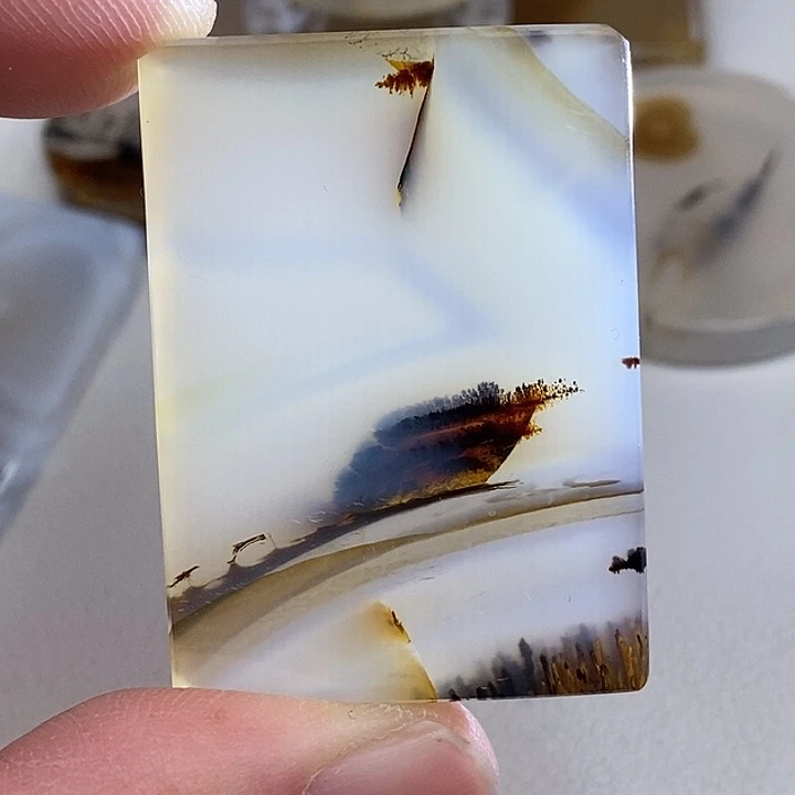 把****玛瑙/玉髓未镶嵌珠宝奇石