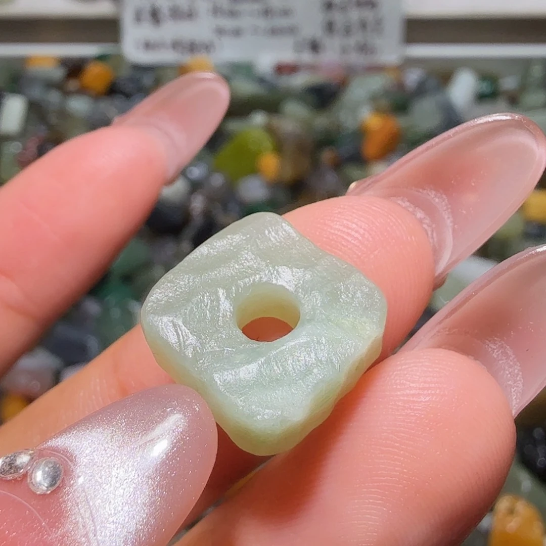 和田玉未镶嵌珠宝奇石