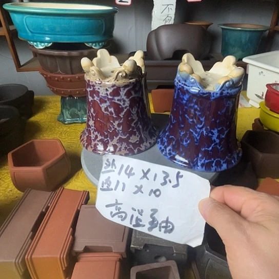 宜兴紫砂花盆二个