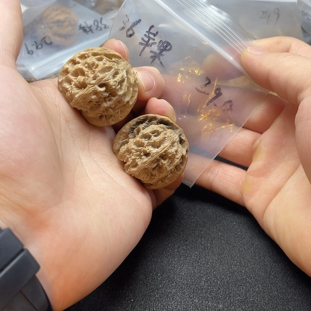 把件文玩核桃苹果园