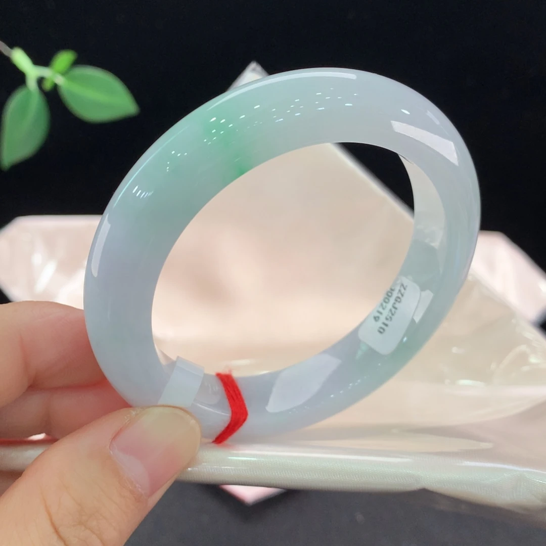 翡翠未镶嵌手镯0219