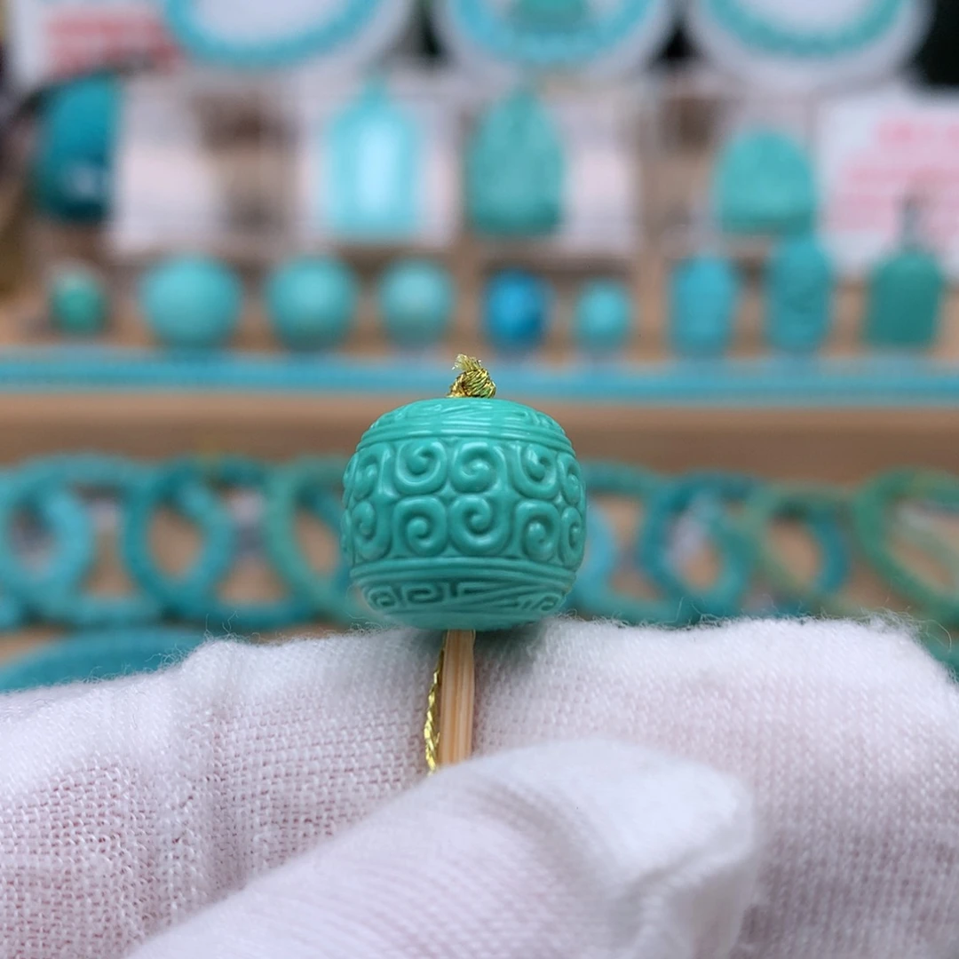 绿松石未镶嵌珠宝奇石13.5mm