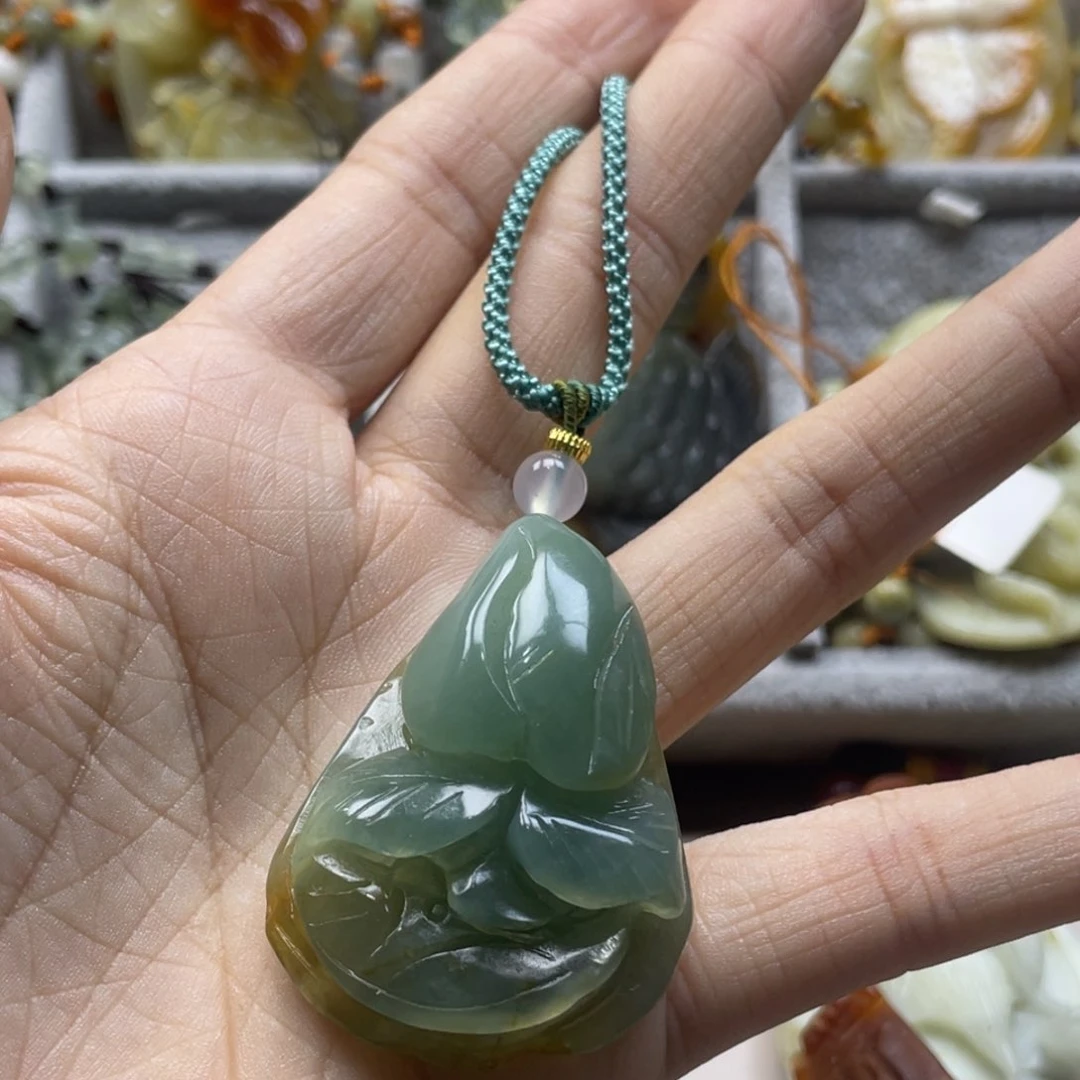 蛇纹石玉颈饰未镶嵌漂*