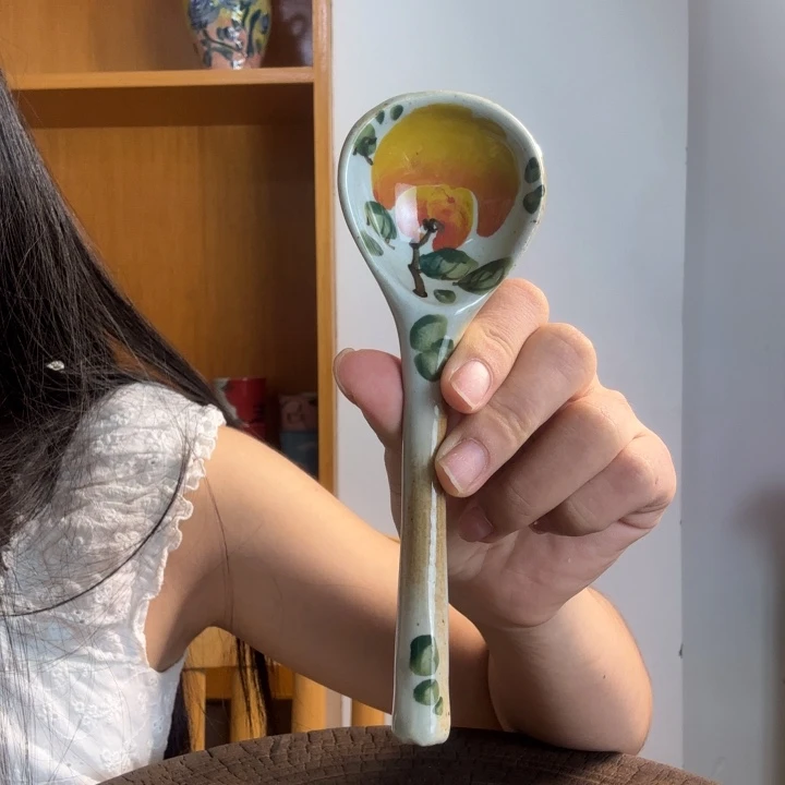 手绘景德镇陶瓷哦