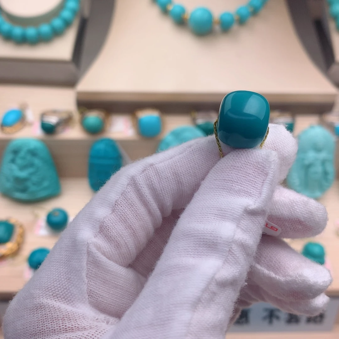 绿松石珠宝奇石未镶嵌14.2*12.2mm