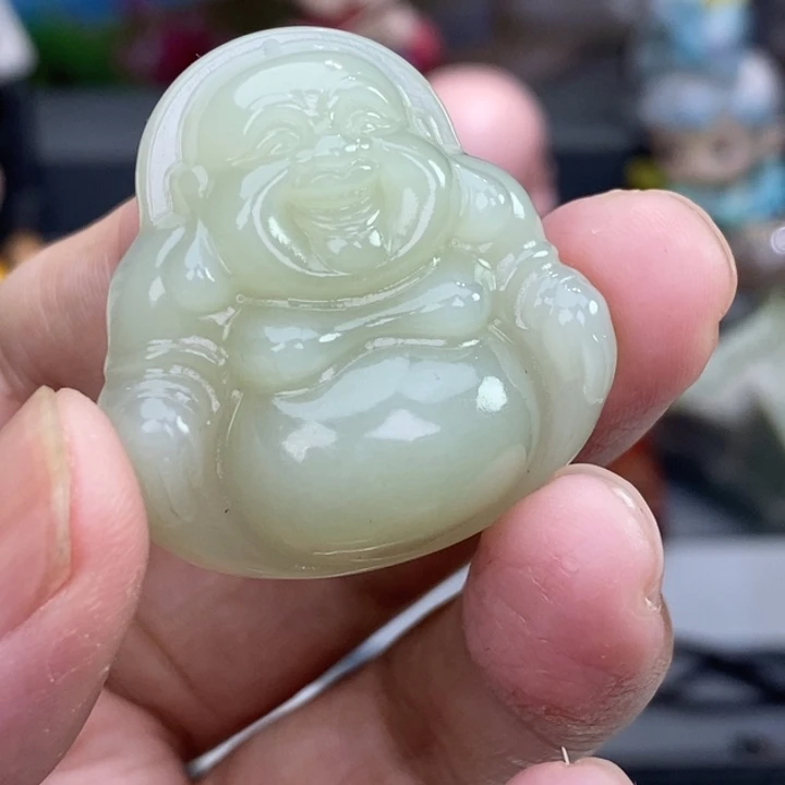 和田玉未镶嵌颈饰一**月