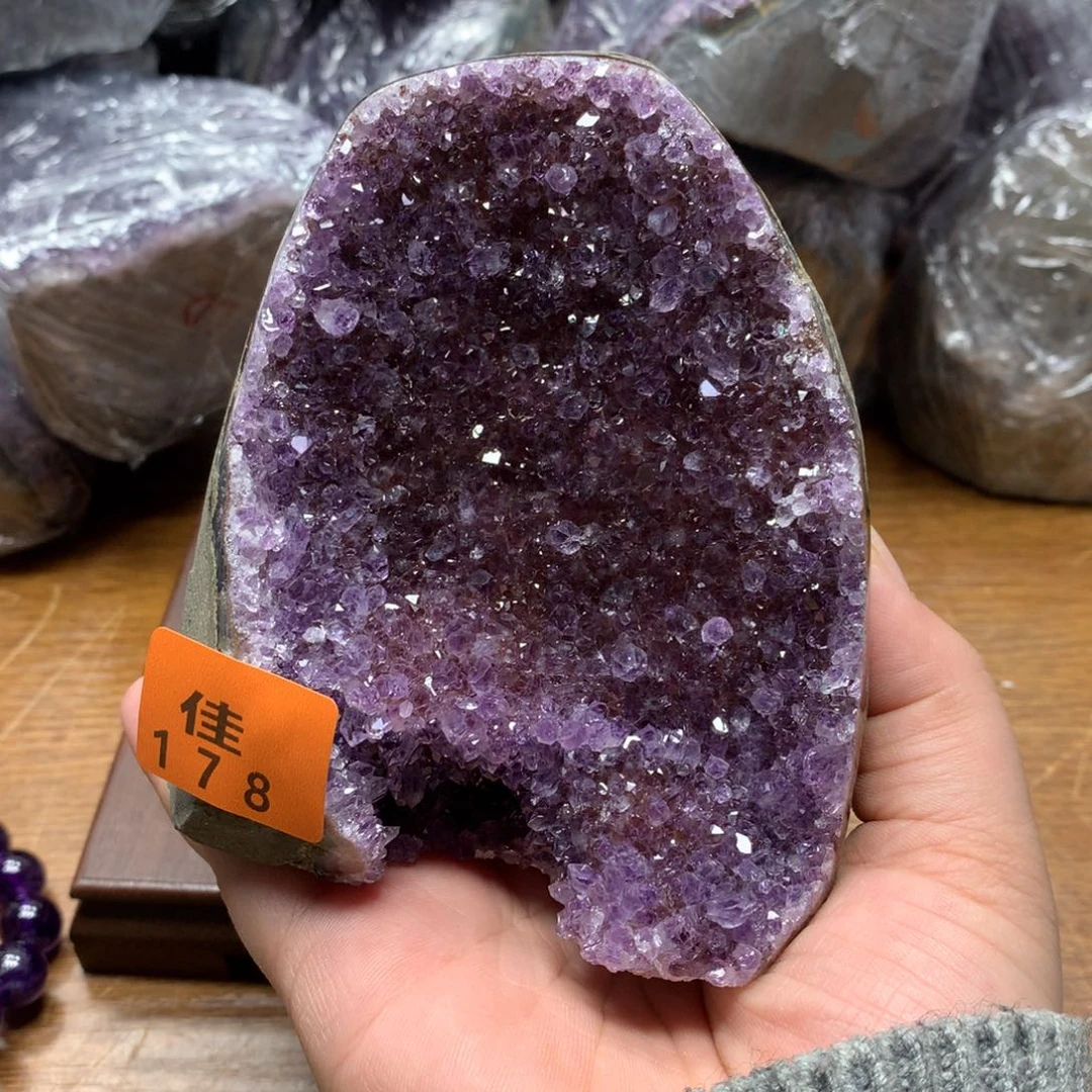 水晶大型摆件（非配饰）未镶嵌