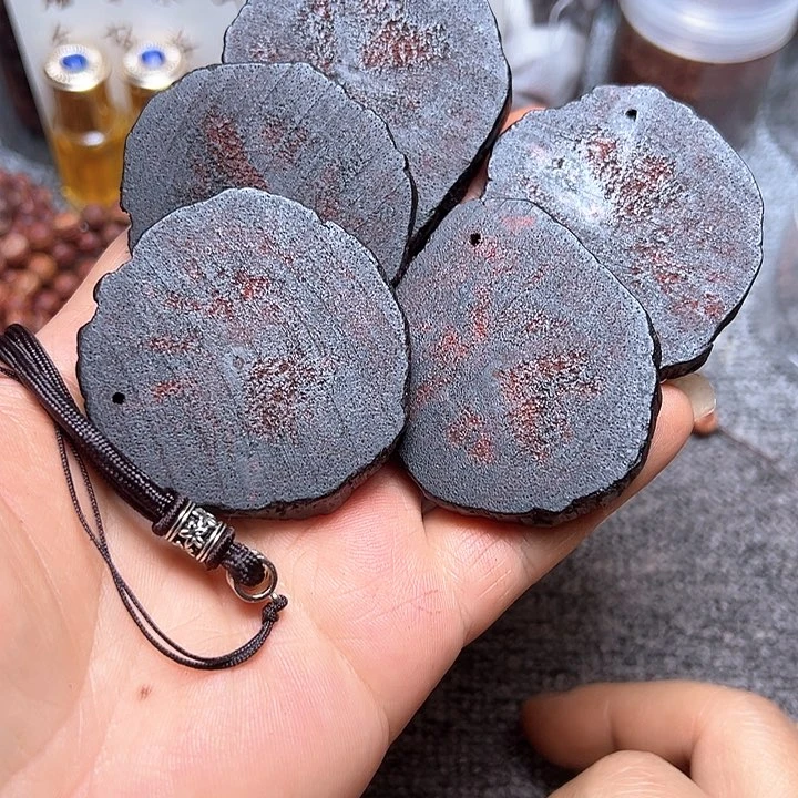 藤类降真香随形5.0左右精品软油黄油发其一j83