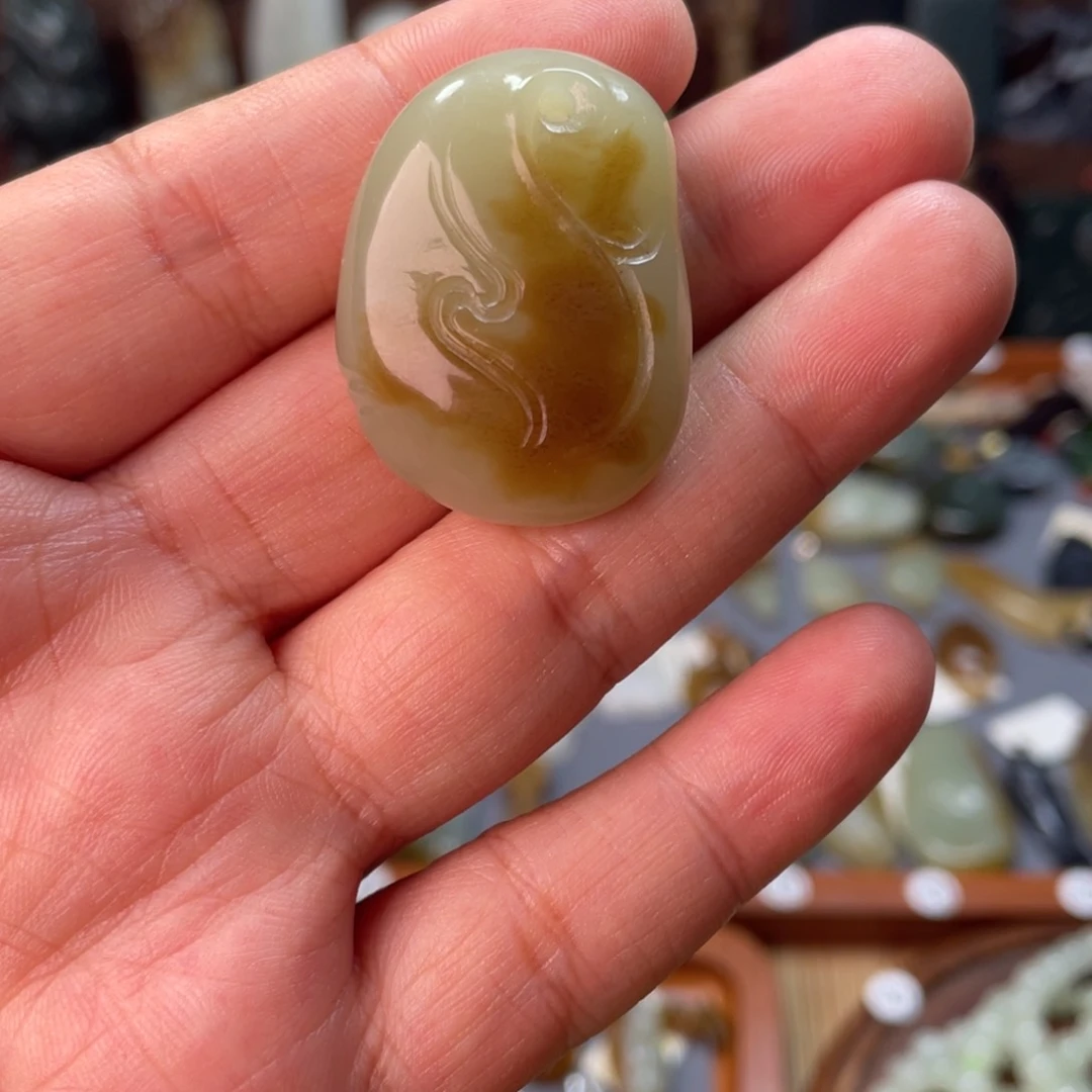 颈饰未镶嵌和田玉