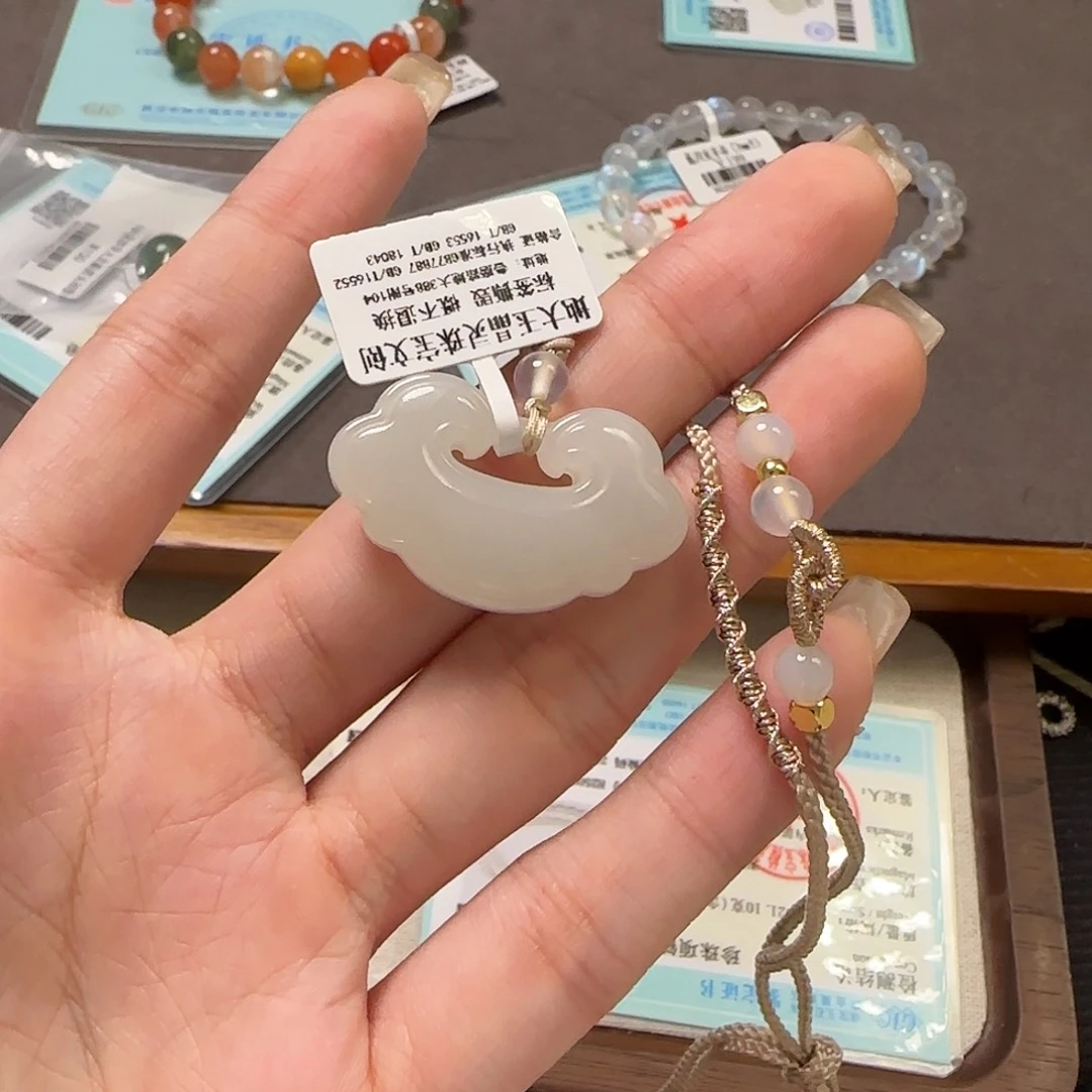 颈饰未镶嵌和田玉祥玉锁项链