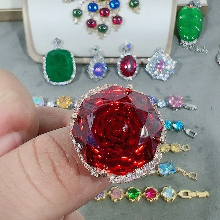 钨金无红宝蓝宝满钻镶嵌大宝贝