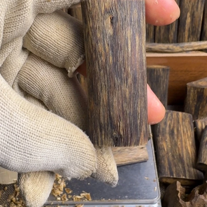 沉香沉香碎屑奇楠10克