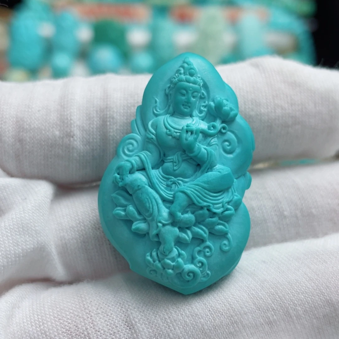 绿松石未镶嵌珠宝奇石