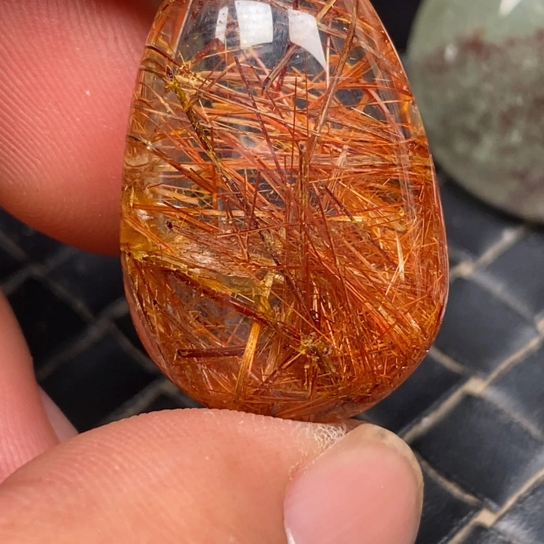 水晶颈饰未镶嵌超****机