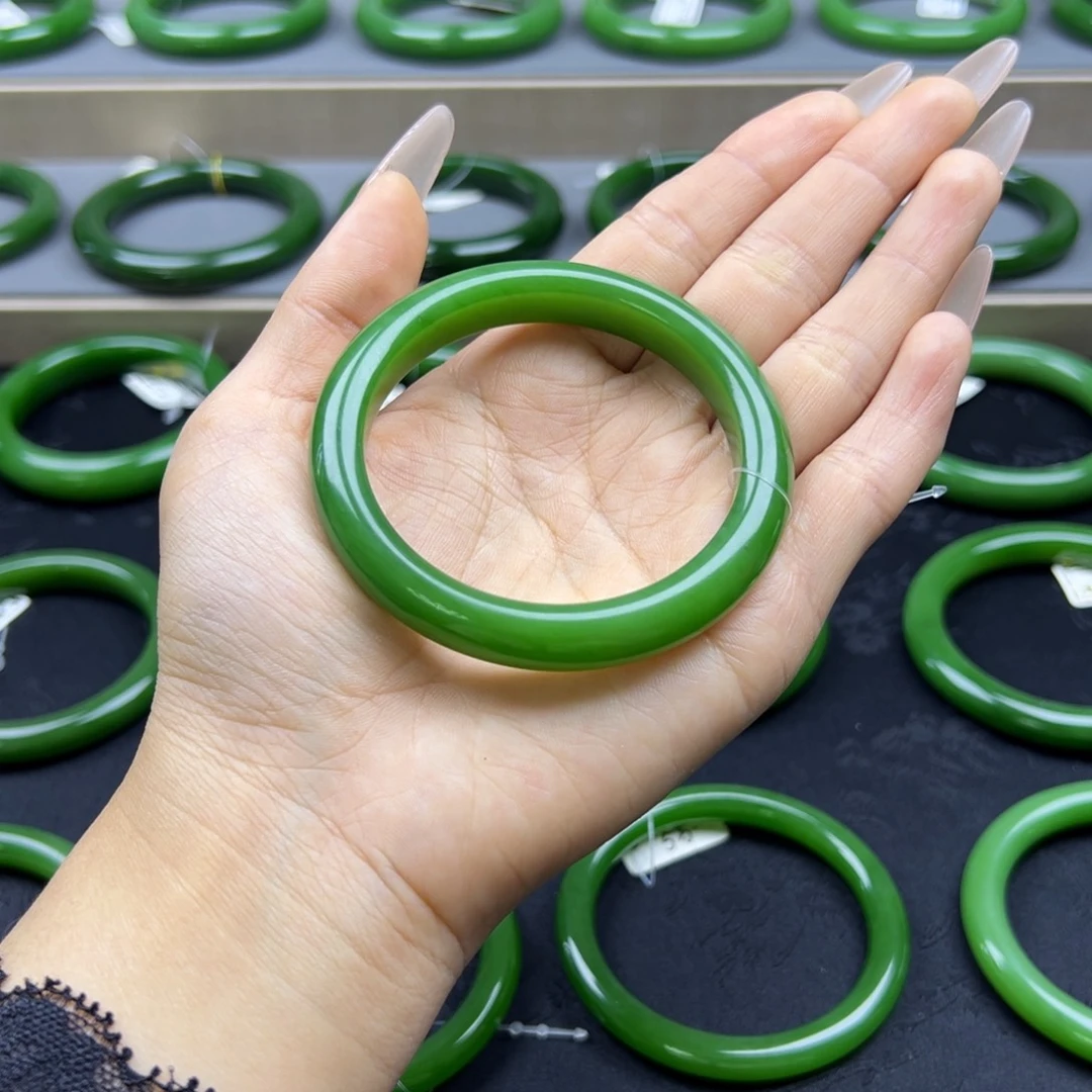 和田玉（碧玉）未镶嵌手镯艳果绿（很推荐）分单付款