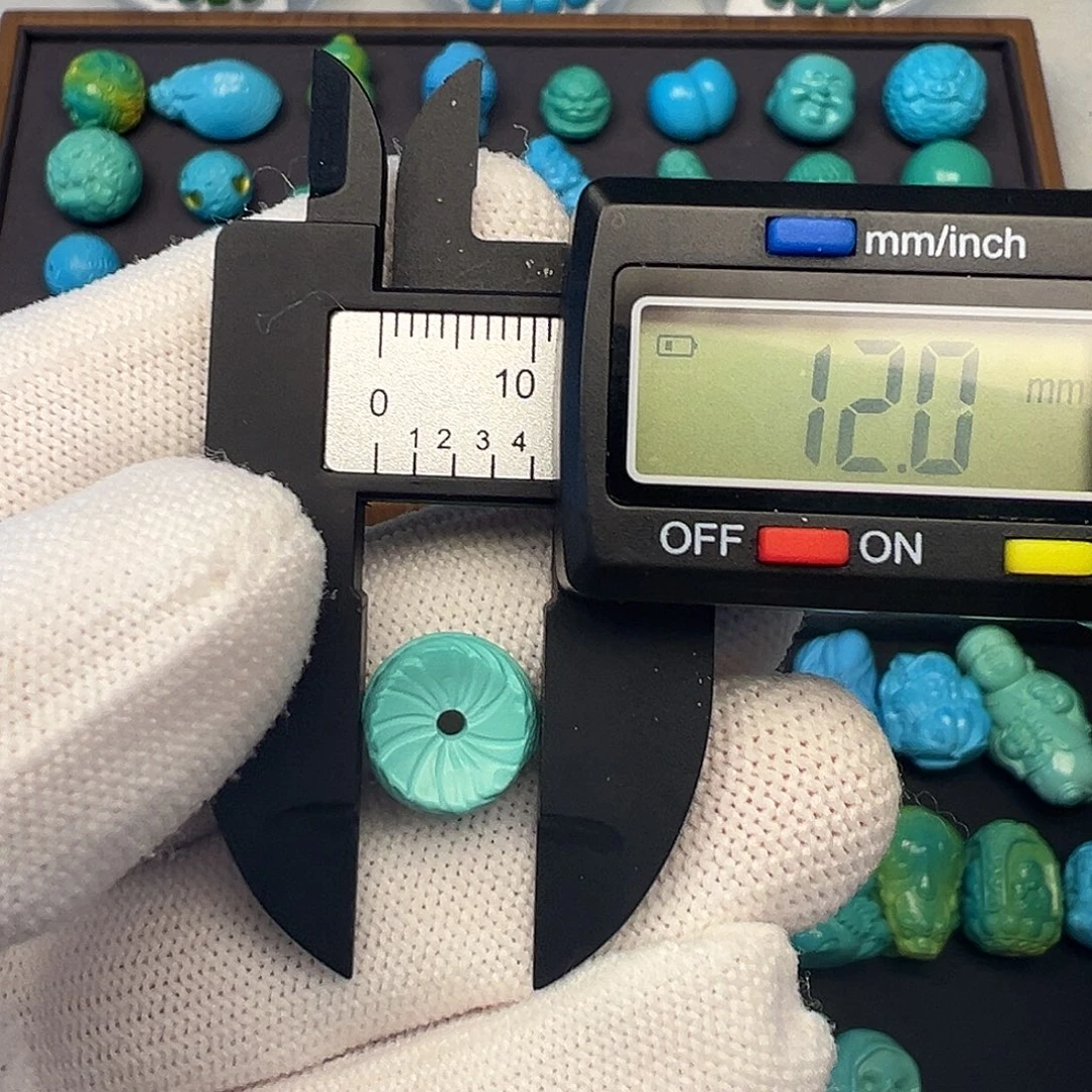 湖北原生态羽毛扣卡十二