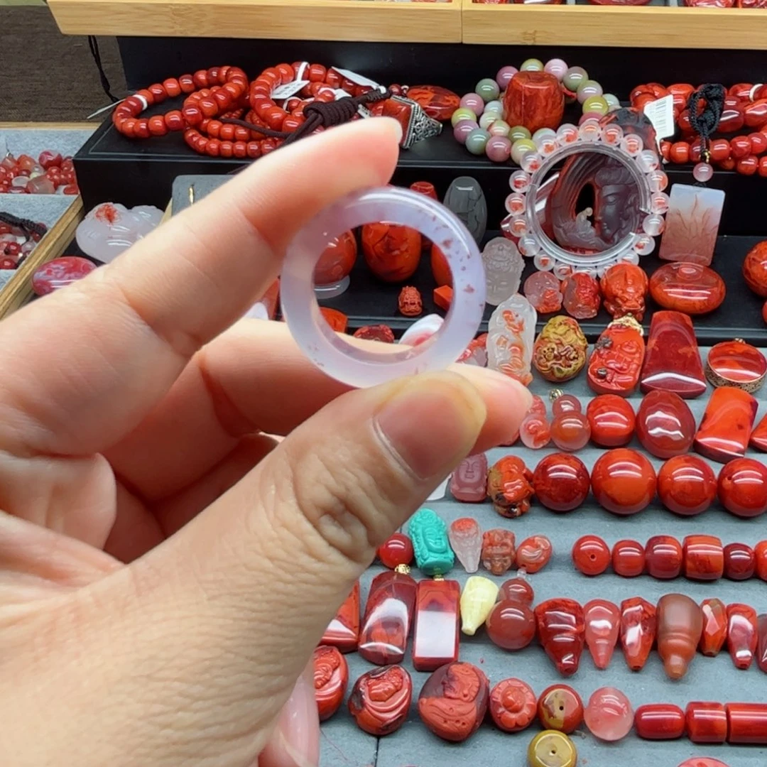 玛瑙/玉髓配饰未镶嵌魔**嘟