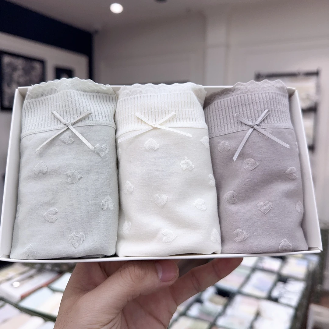 【3条装】F008 中高腰大包臀亲肤爱心三角短裤女士内裤 90-135斤