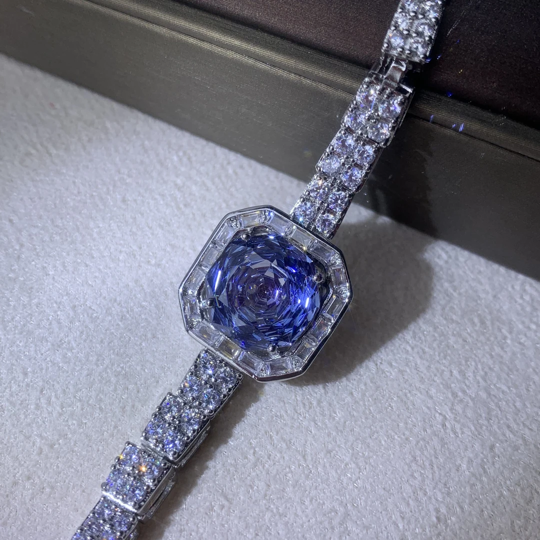 6077【手链】轻奢精品白金色女士手链赠礼盒