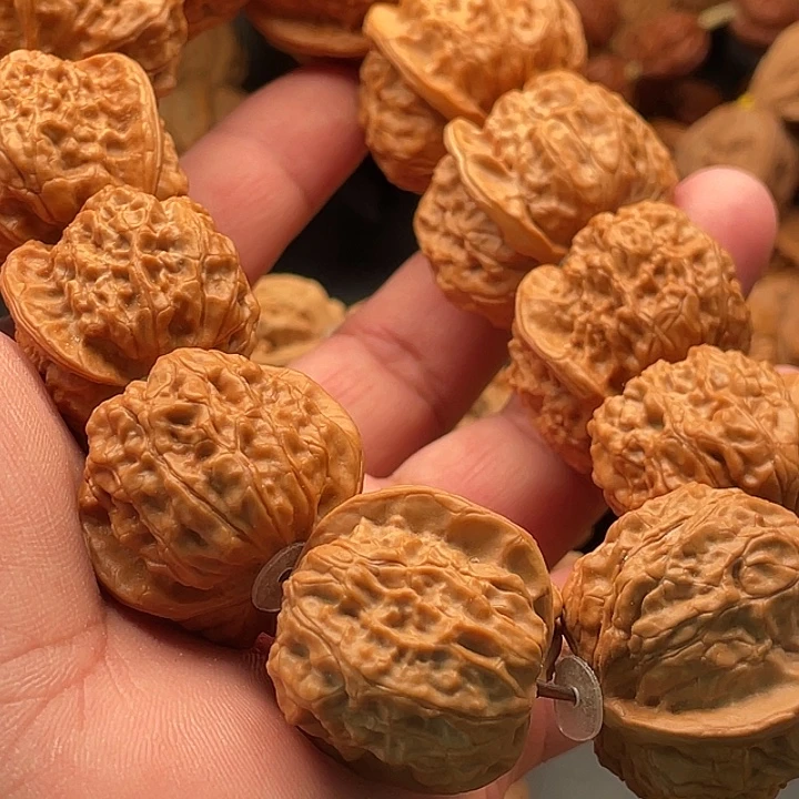 东***楼文玩核桃吊坠2方块
