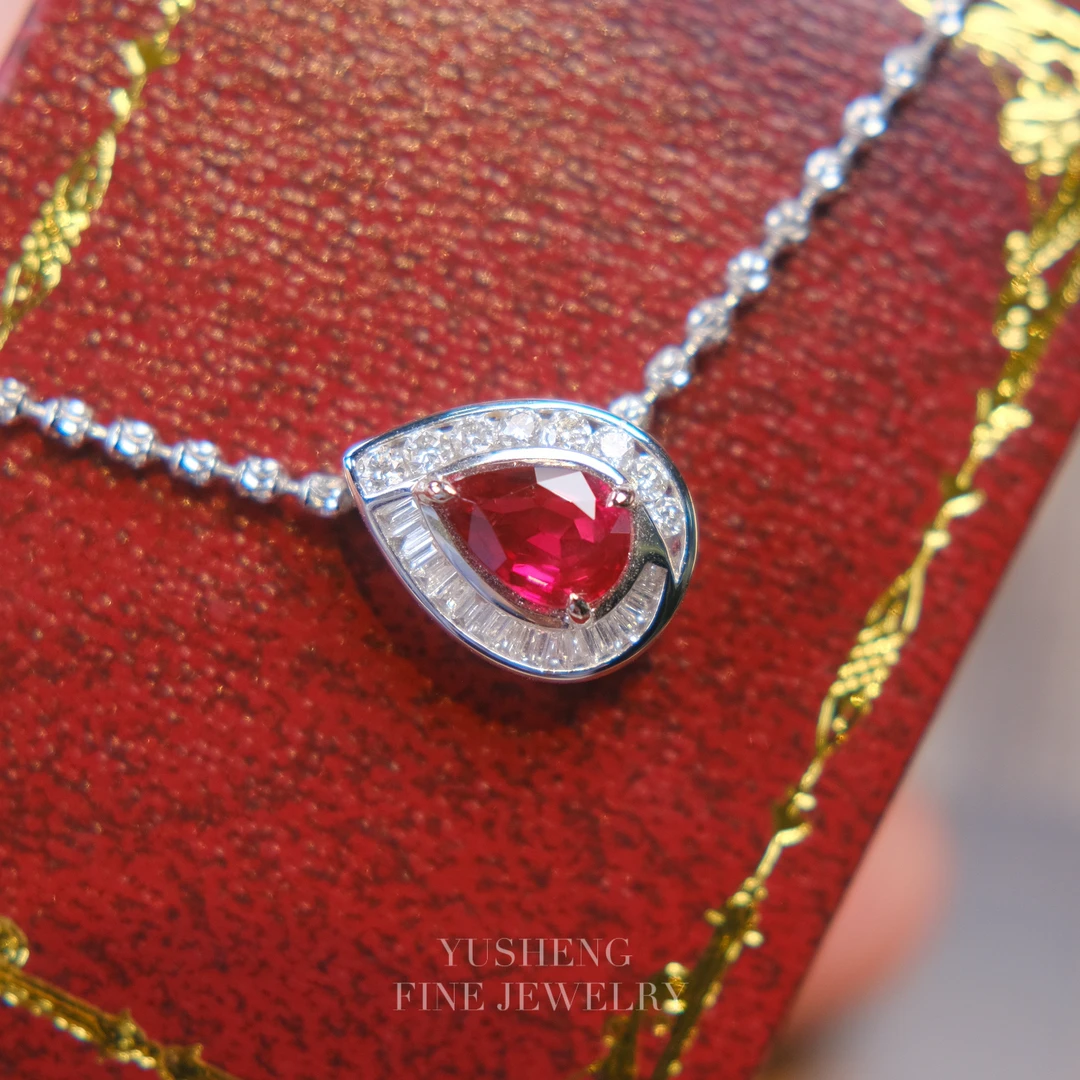 18K金镶嵌天然红宝石吊坠0760 无烧鸽血