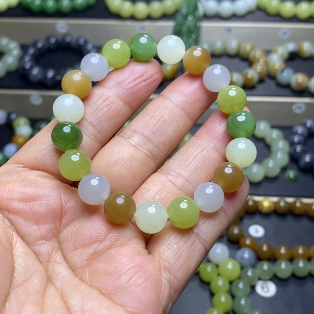 和田玉未镶嵌手串