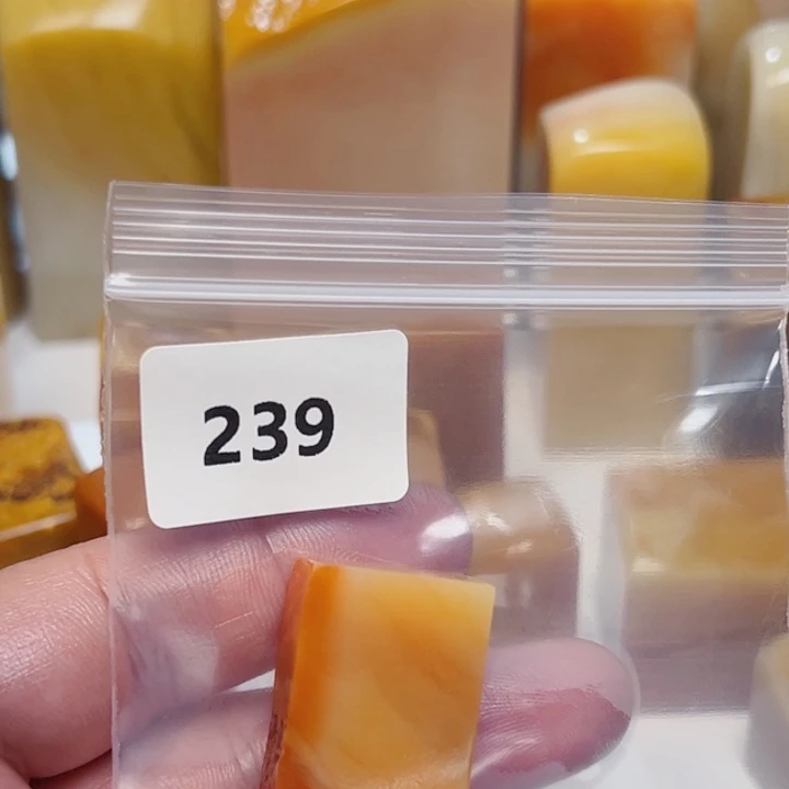 哈***哈老挝石老挝石北部