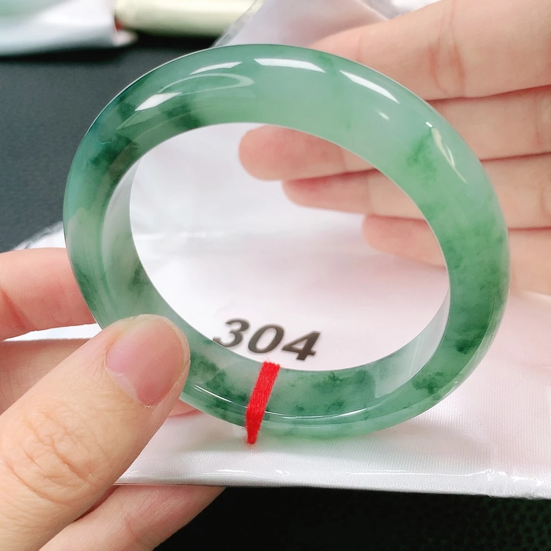 未镶嵌手镯翡翠缅甸52