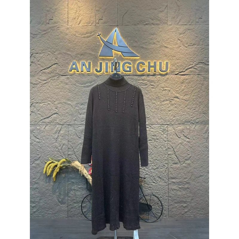 99【 原创设计师】时尚气质大码针织连衣裙秋冬休闲打底裙百搭复古