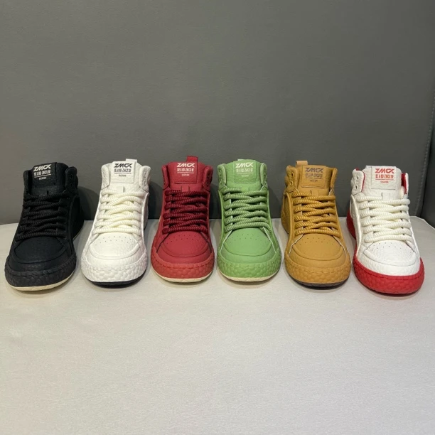 2025秋季新款低帮系带时尚休闲运动鞋百搭男鞋