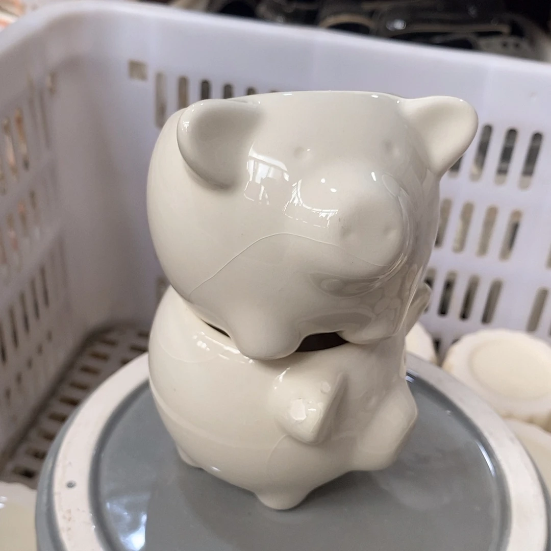 杯子陶盆有孔 瑕疵介意勿拍