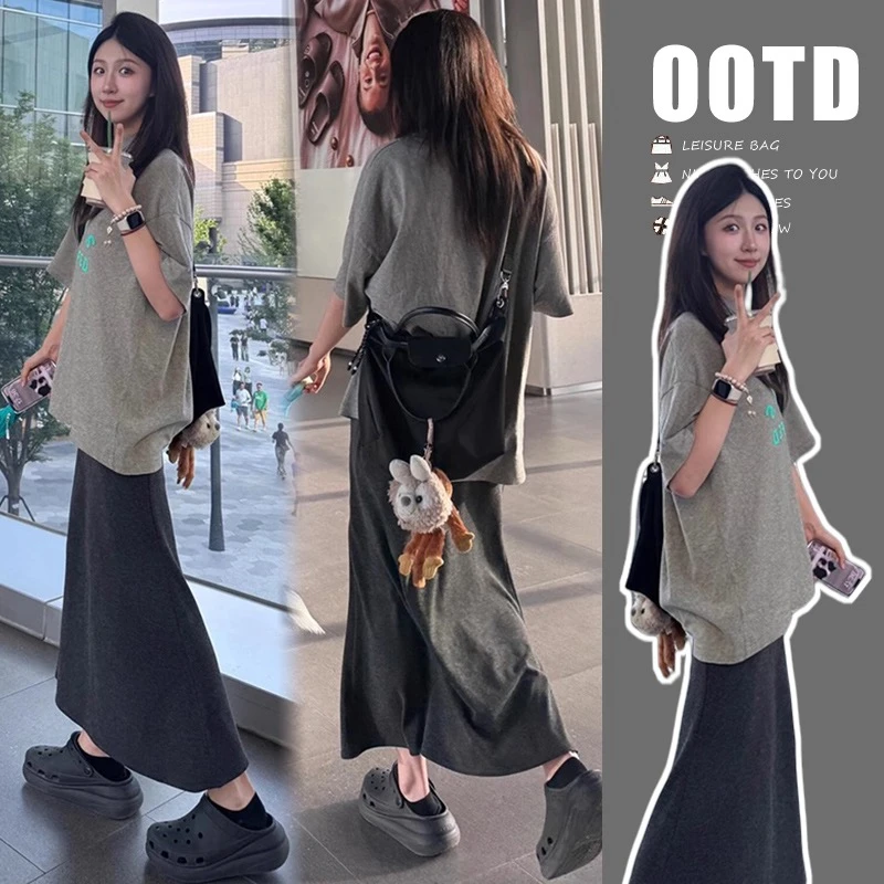 孕妇灰色圆领印花宽松半袖短袖T恤2025新款夏季上衣半身裙两件套