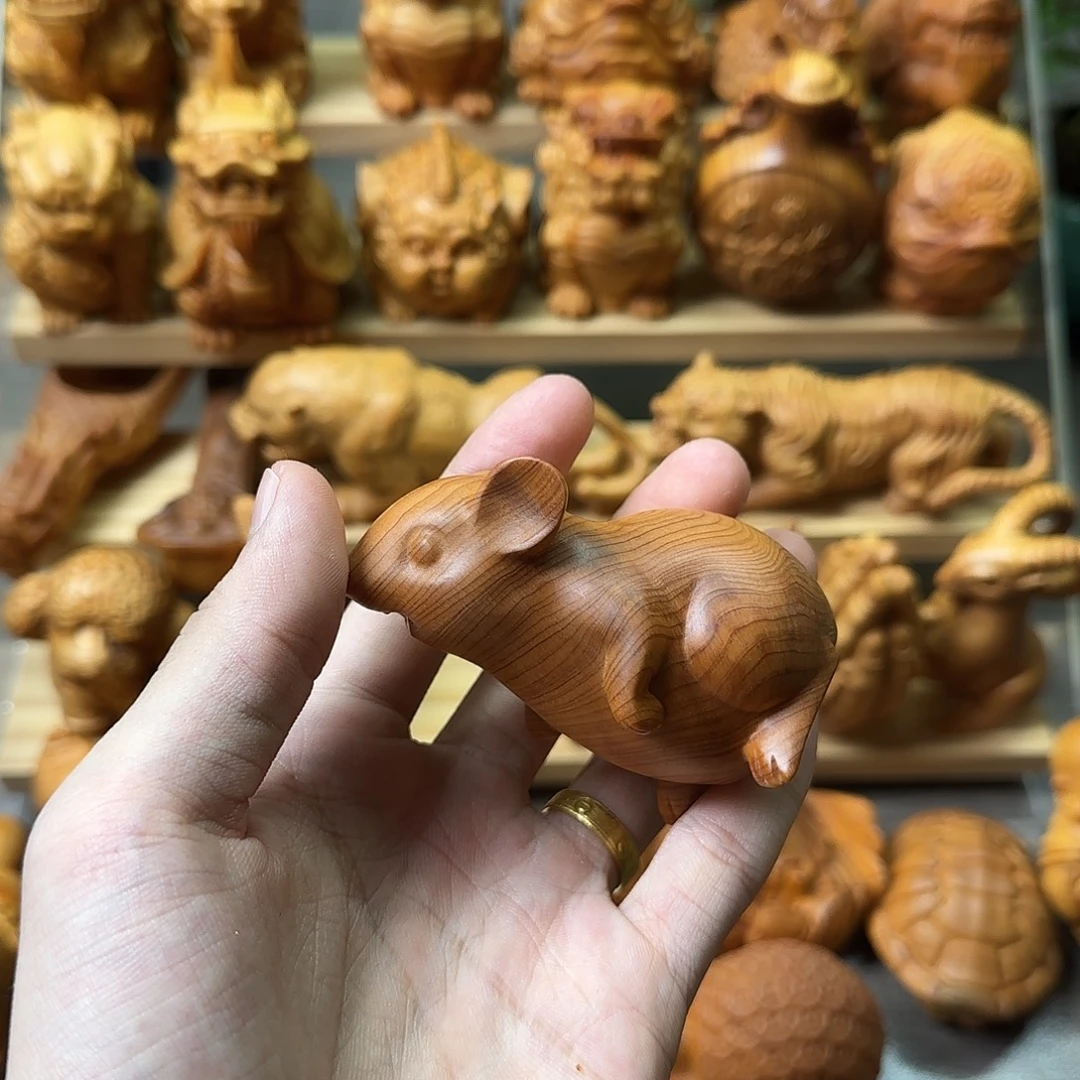 大叶紫檀（黑酸枝木类）