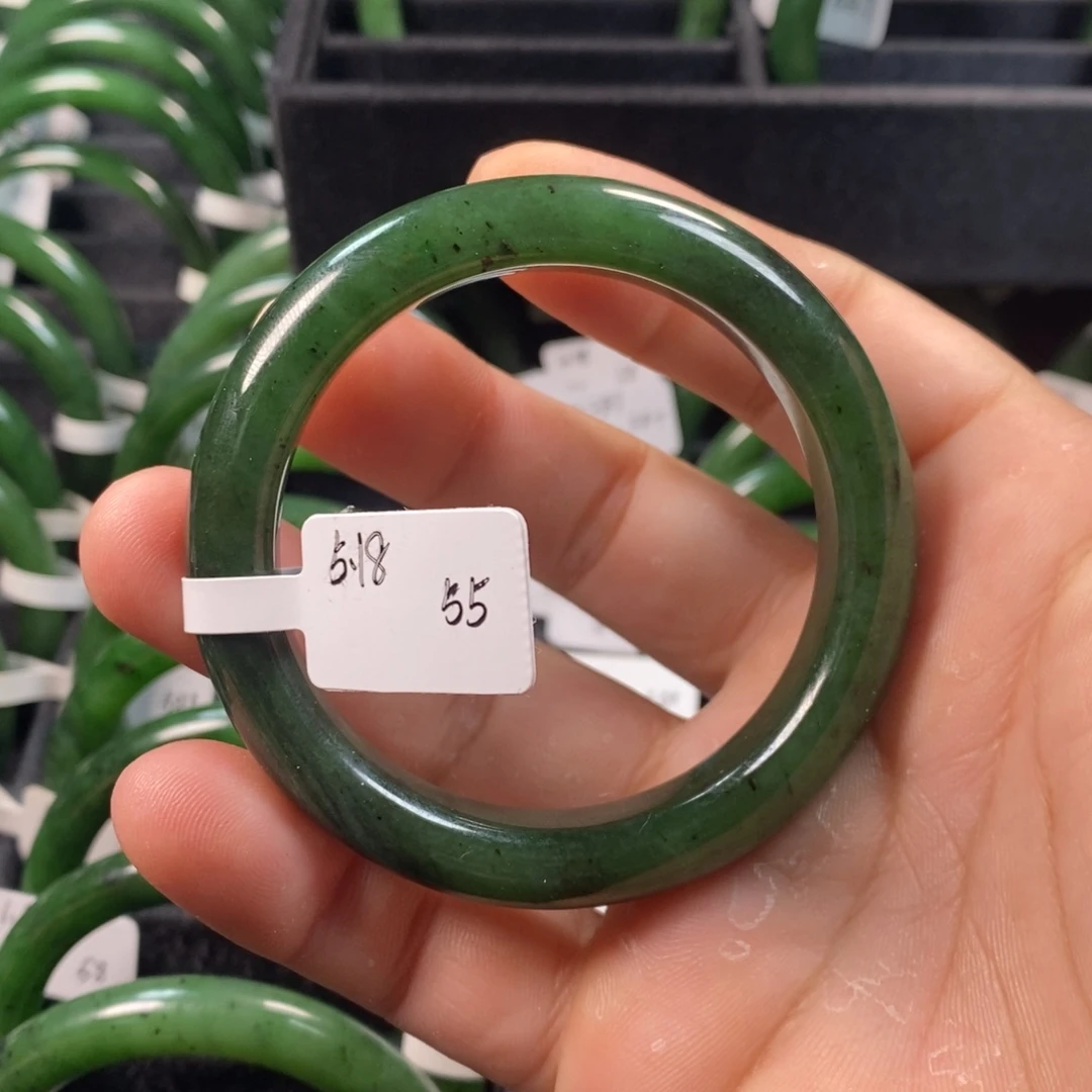和田玉（碧玉）未镶嵌手镯55