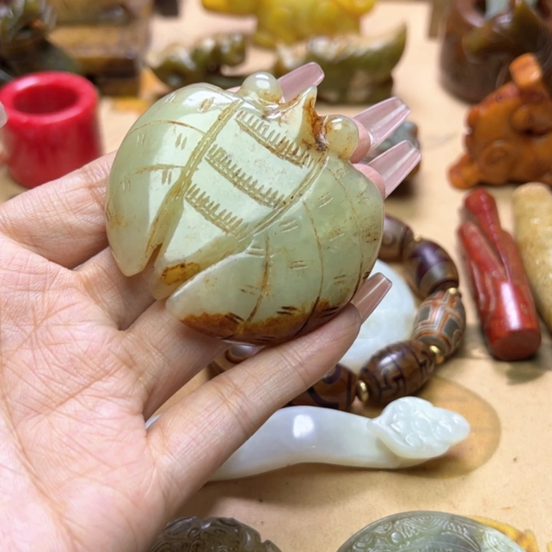 【闪购商品】蛇纹石玉颈饰未镶嵌