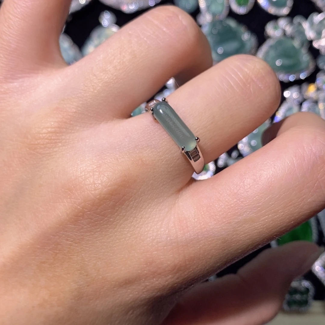 翡翠未镶嵌颈饰天然