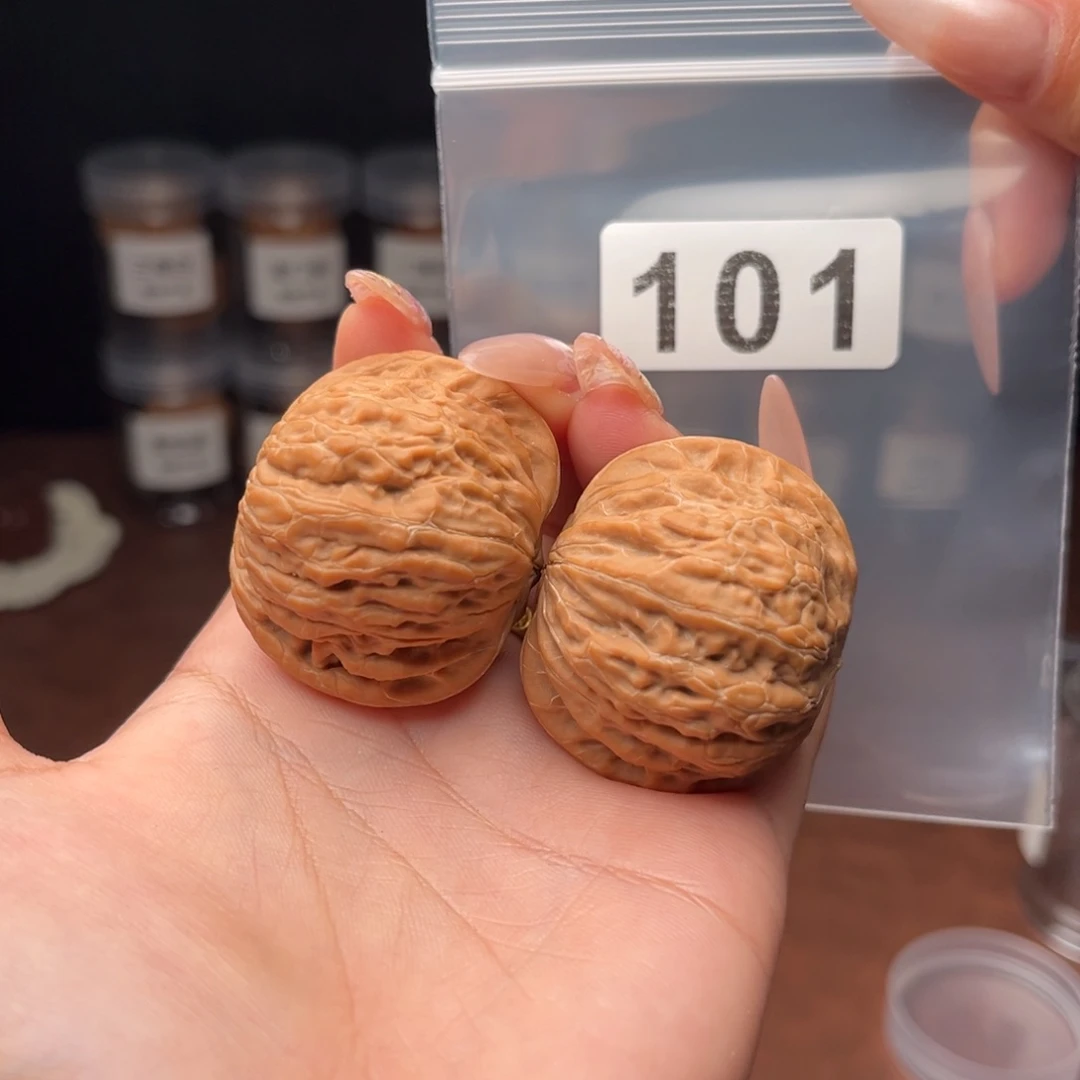 吊坠文玩核桃困*?铁锤全品40