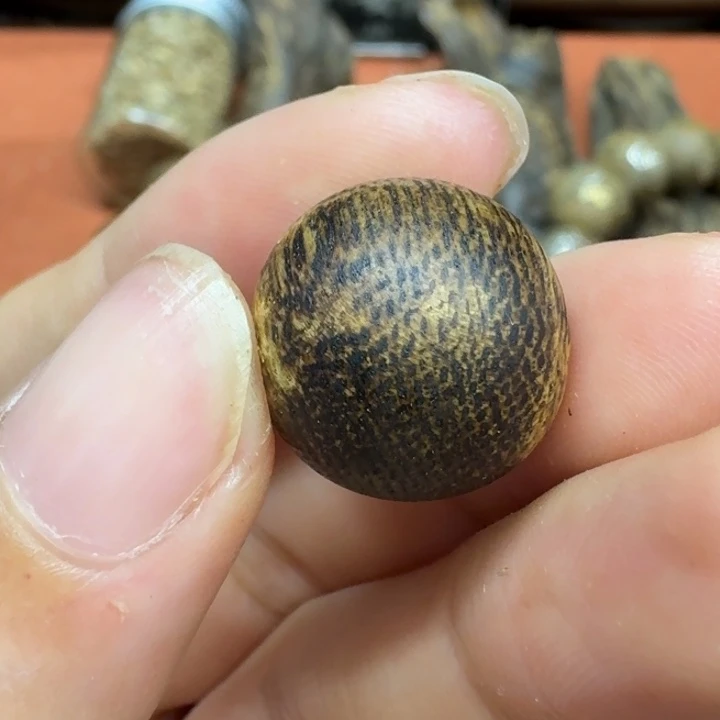 大叶紫檀（黑酸枝木类）