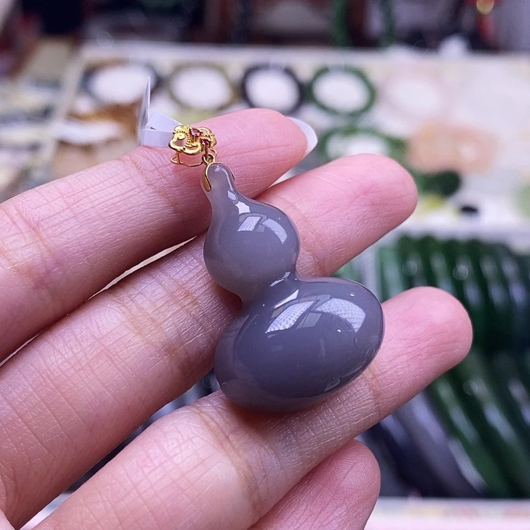 颈饰未镶嵌和田玉老矿料浓烟紫金镶葫芦吊坠