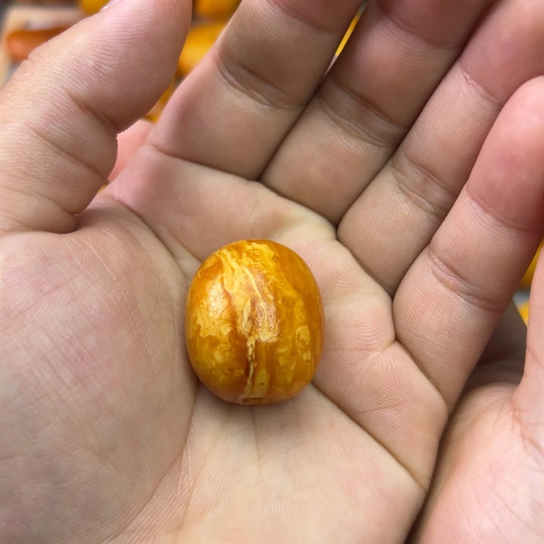 未镶嵌吊坠(不含链)蜜蜡
