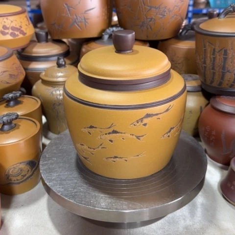 紫砂茶叶罐。。。。。。。。。。。。