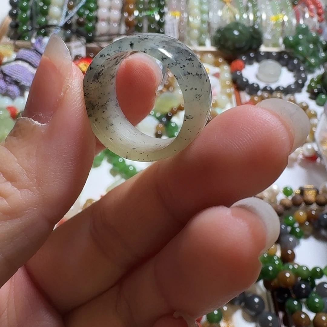 和田玉未镶嵌珠宝奇石