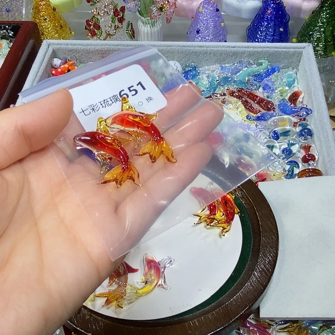 千***白玻璃颈饰651锦鲤两个