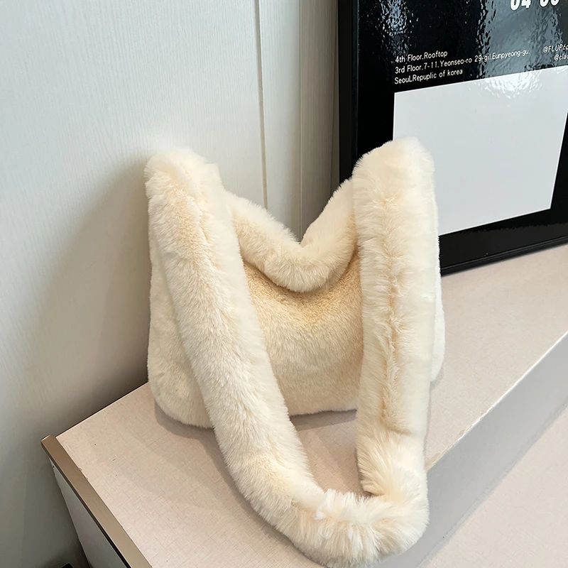 【Muusu】秋冬时尚通勤单肩包毛绒百搭简约手提包