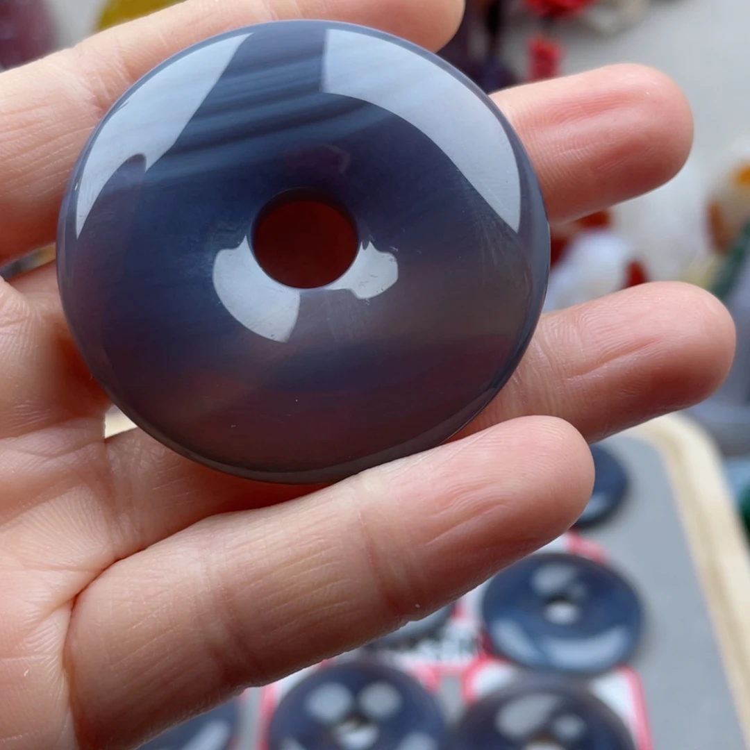 玛瑙/玉髓颈饰合金给****抱